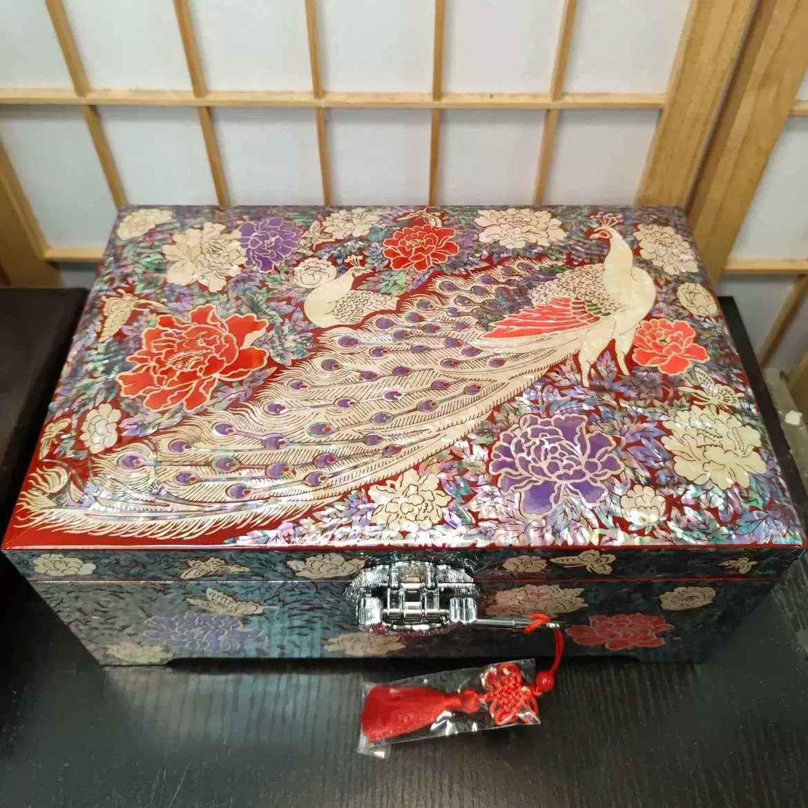 Premium Lacquer Jewelry Gift Box - Portable Chinese Style