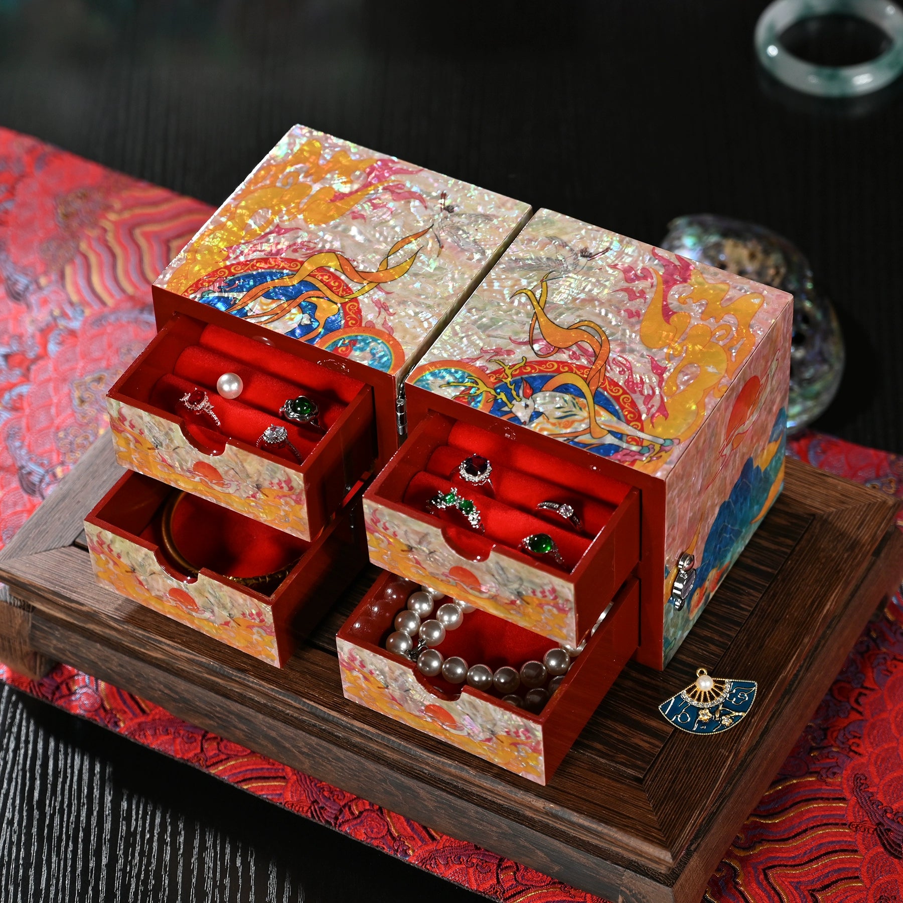 Nine-color deer snail jewelry box, shell intangible cultural heritage, wedding gift jewelry, storage box