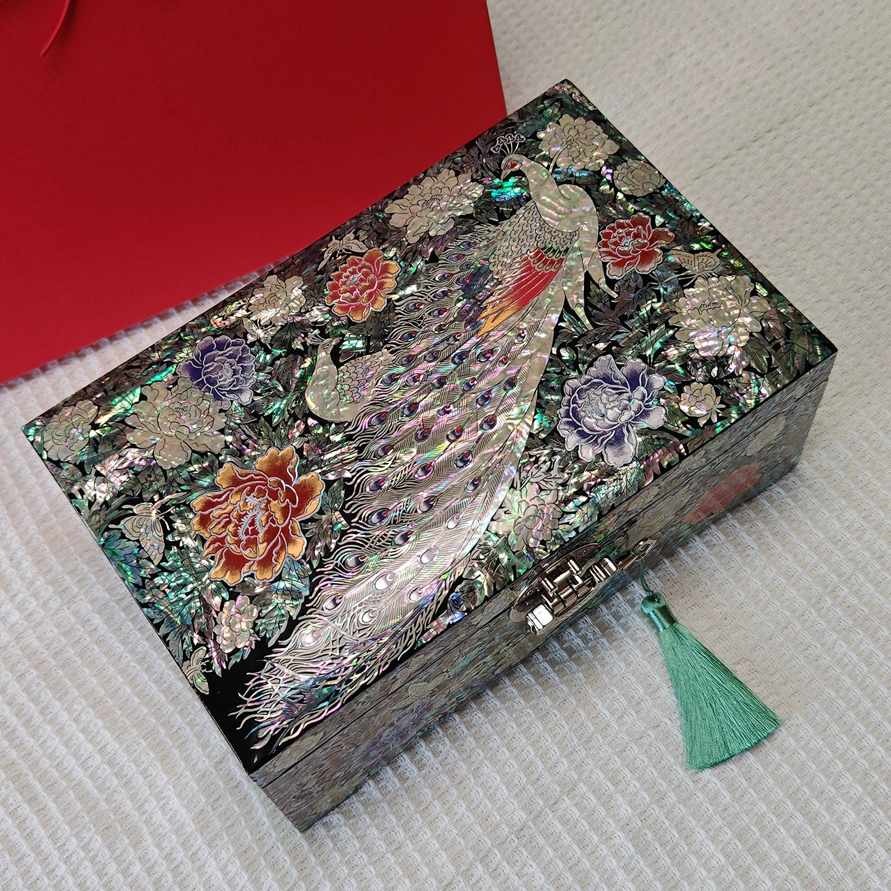 Premium Lacquer Jewelry Gift Box - Portable Chinese Style